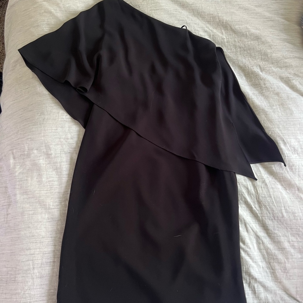 Carmen Marc Valvo Black Asymmetrical One-Shoulder Cocktail Dress